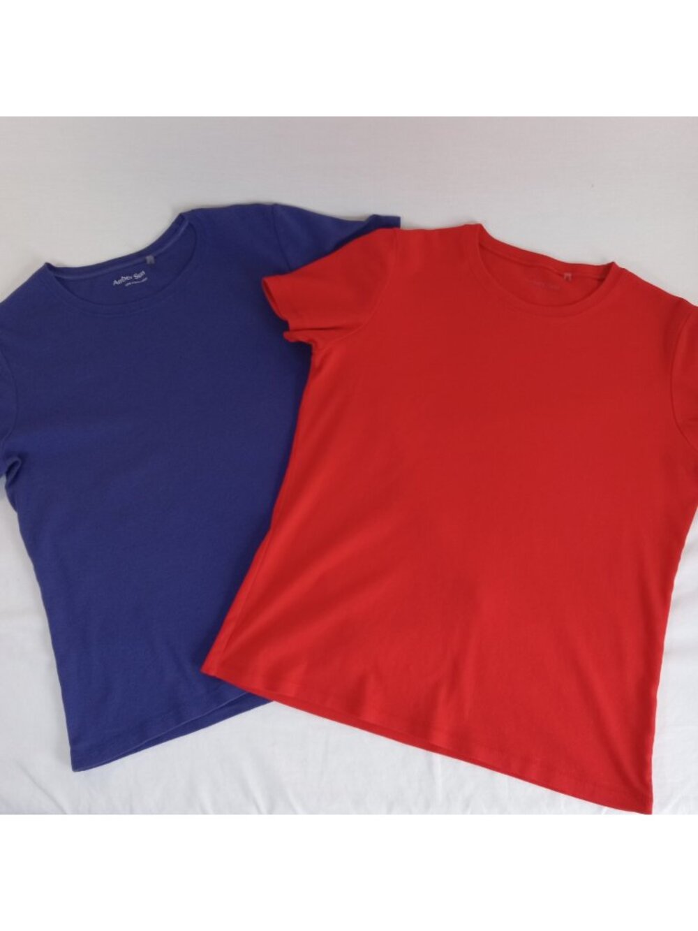 2 Amber Sun Women's Organic Cotton Short Sleeve T-Shirt Medium Red Blue Purple